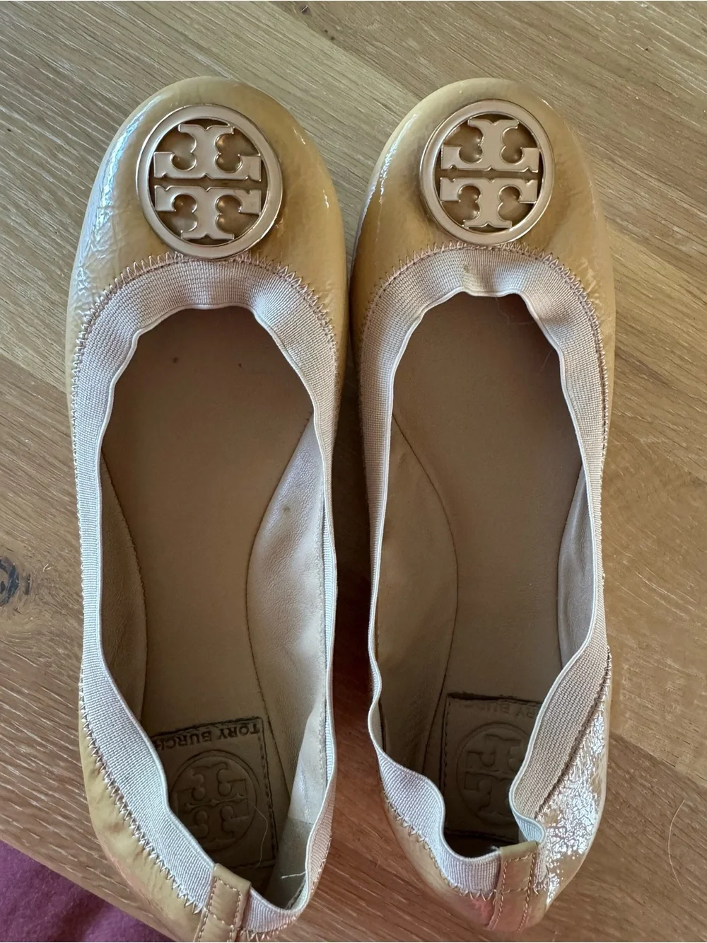 Tory Burch Patent Reva Nude Logo Ballet Flats